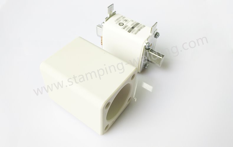 product-790-500 Steatite Ceramic NH Fuse Link Body Square