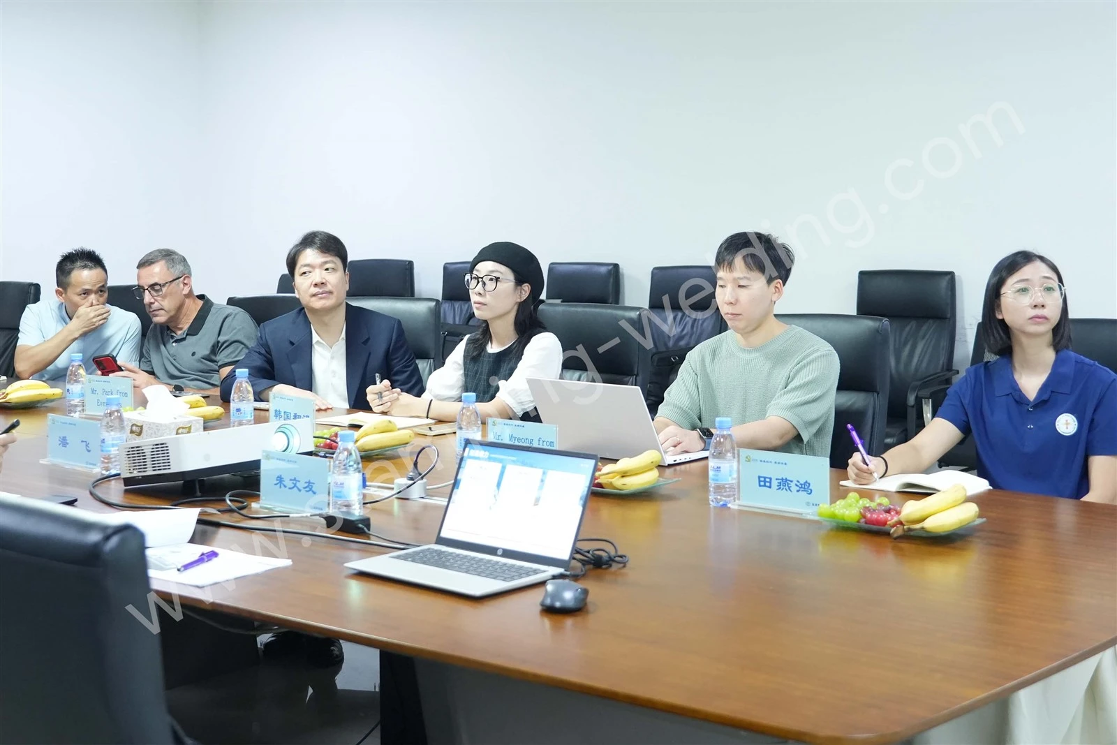 Multi-party technical and business meeting among Xiamen Apollo, Gave, and Everindus. Multi-party technical and business meeting among Xiamen Apollo, Gave, and Everindus.